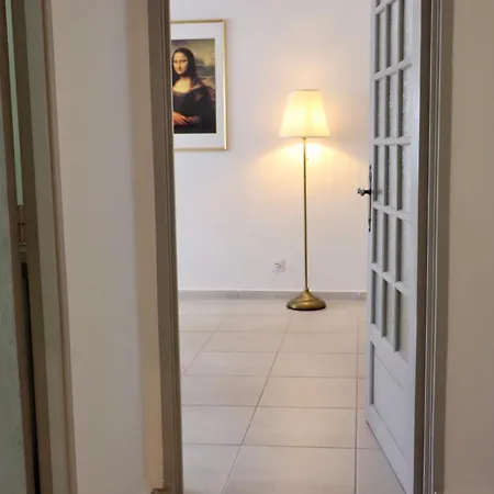 Chaleureux En Centre-ville 아파트