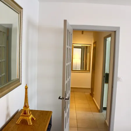 Chaleureux En Centre-ville Appartamento