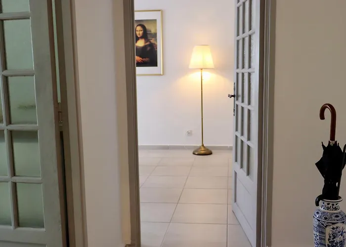 Chaleureux En Centre-ville شقة